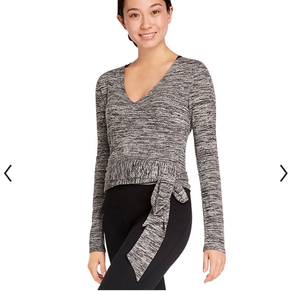 Danskin Women’s Long Sleeves Wrap Top Sz M
